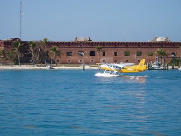 Ft Jefferson seaplane taxiing for takeoff